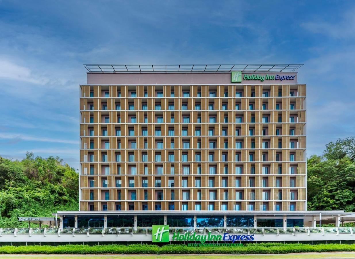 Holiday Inn Express Kota Kinabalu City Centre By Ihg Bagian luar foto